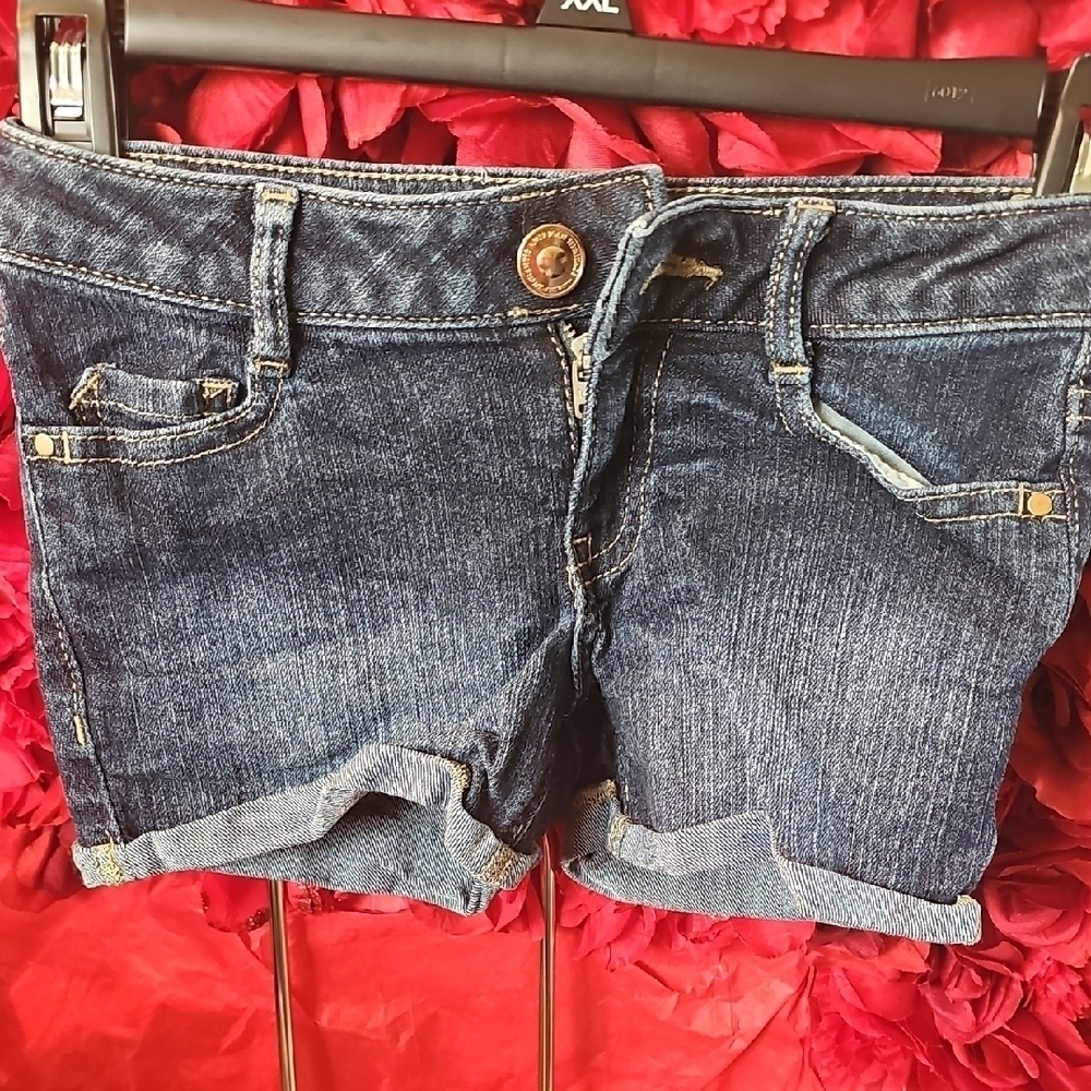 SO Girls Denim Blue Adjustable Shorts Size 7